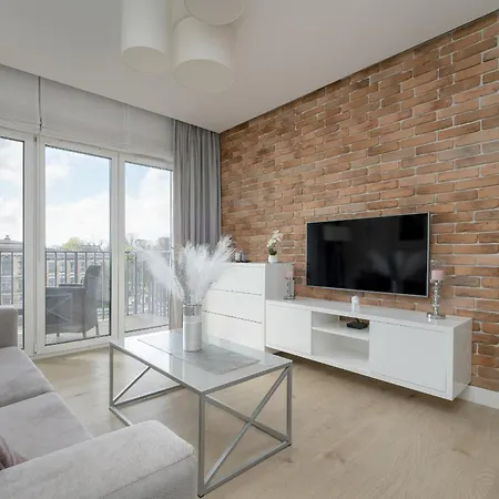 Apartament Elegant With Balcony Near Poniatowski Park By Renters Łódź