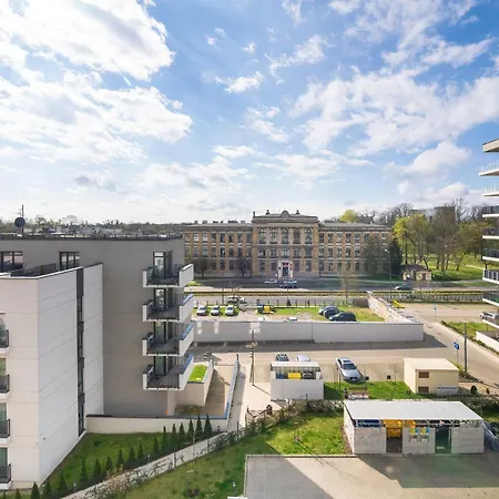 Elegant With Balcony Near Poniatowski Park By Renters 罗兹
