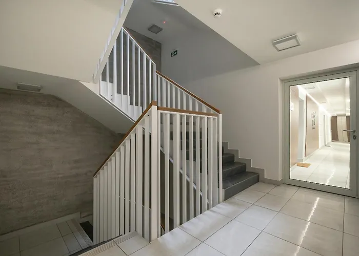 Διαμέρισμα Elegant With Balcony Near Poniatowski Park By Renters *