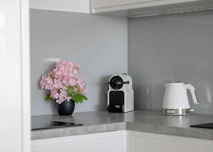 Διαμέρισμα Elegant With Balcony Near Poniatowski Park By Renters *